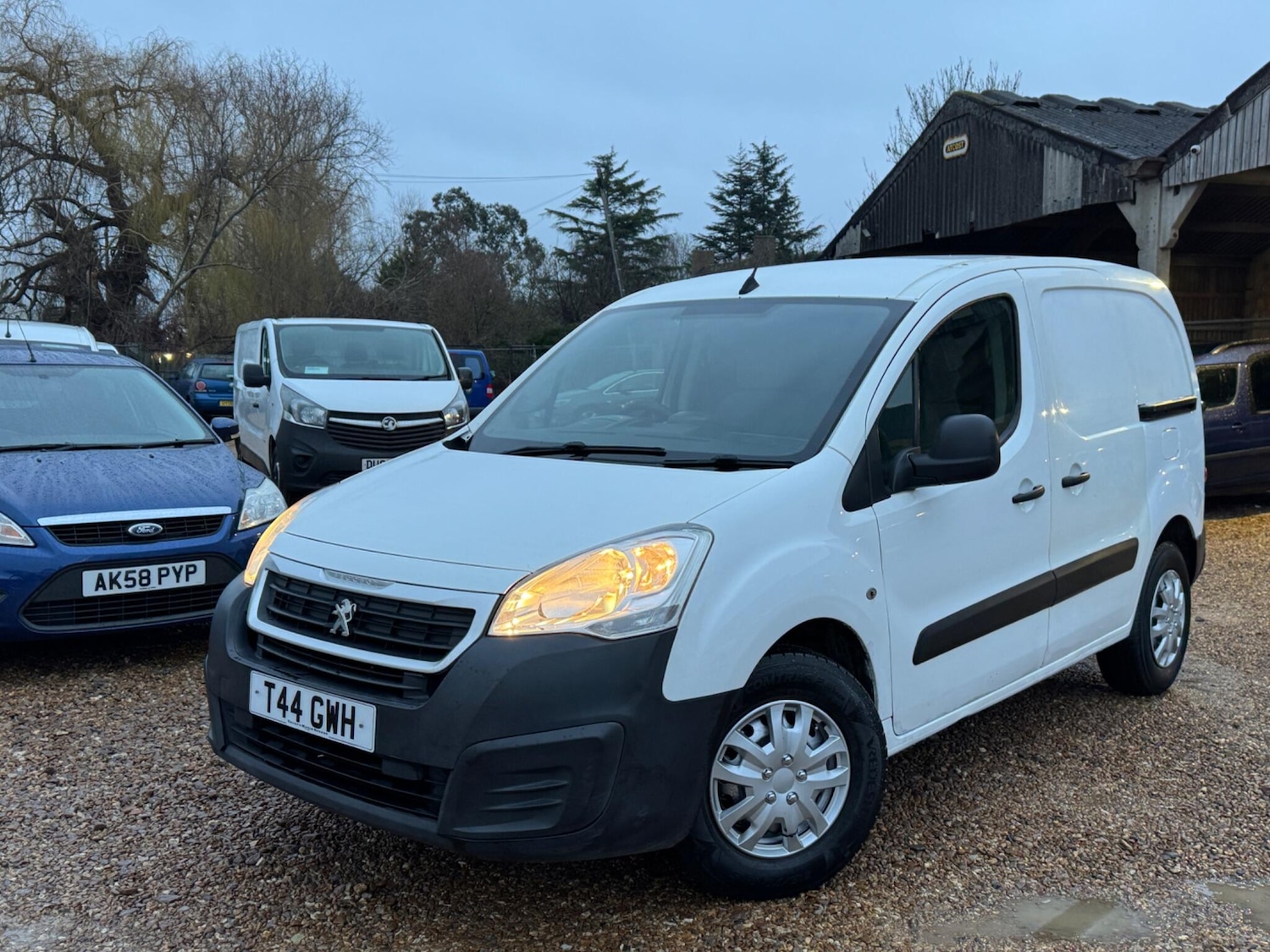 Used Peugeot Partner 2016 for sale - 77484161: Photo 11