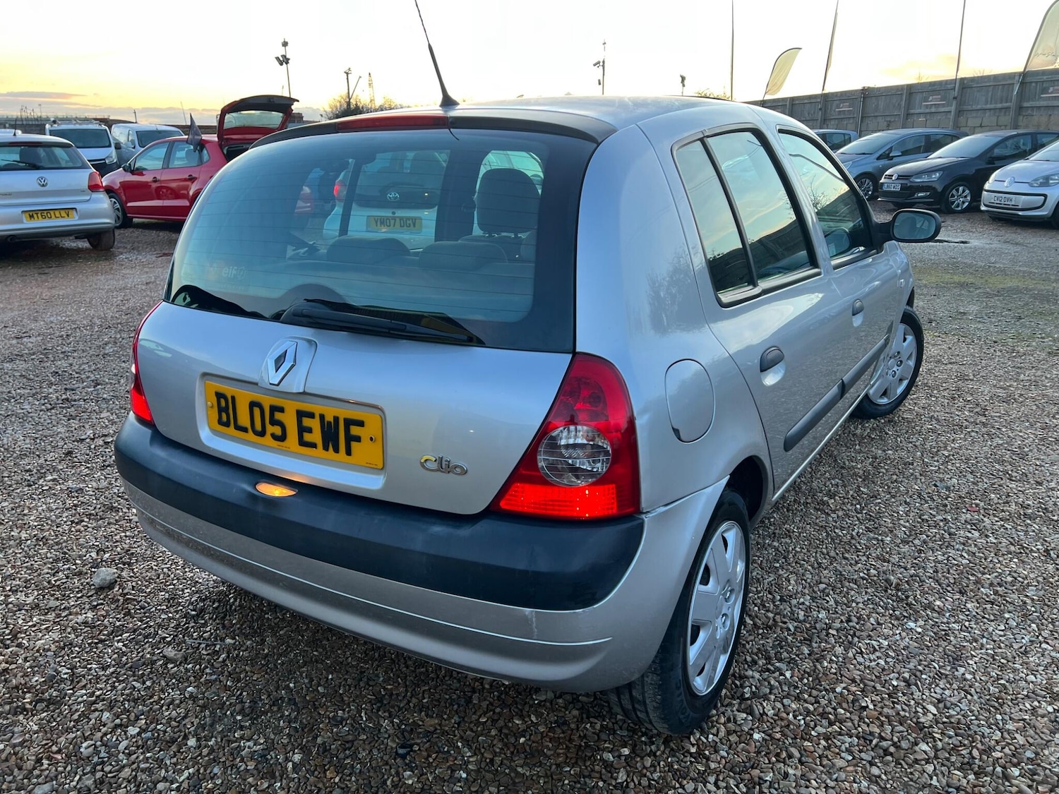 Used Renault Clio 2005 for sale - 77358427: Photo 10