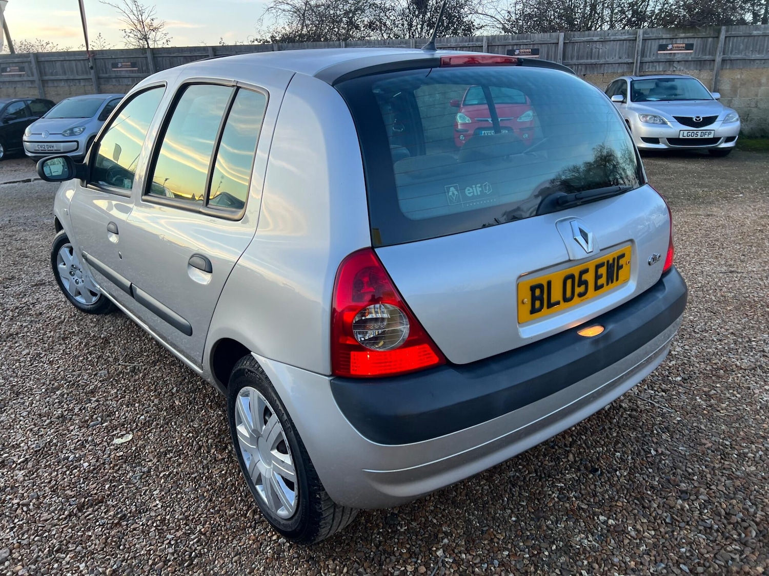 Used Renault Clio 2005 for sale - 77358427: Photo 11