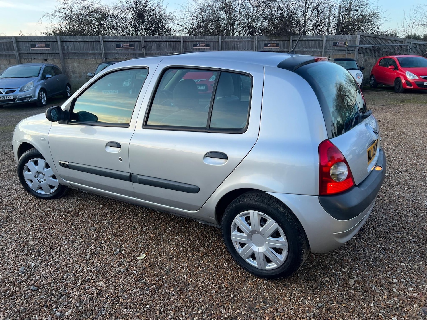 Used Renault Clio 2005 for sale - 77358427: Photo 12