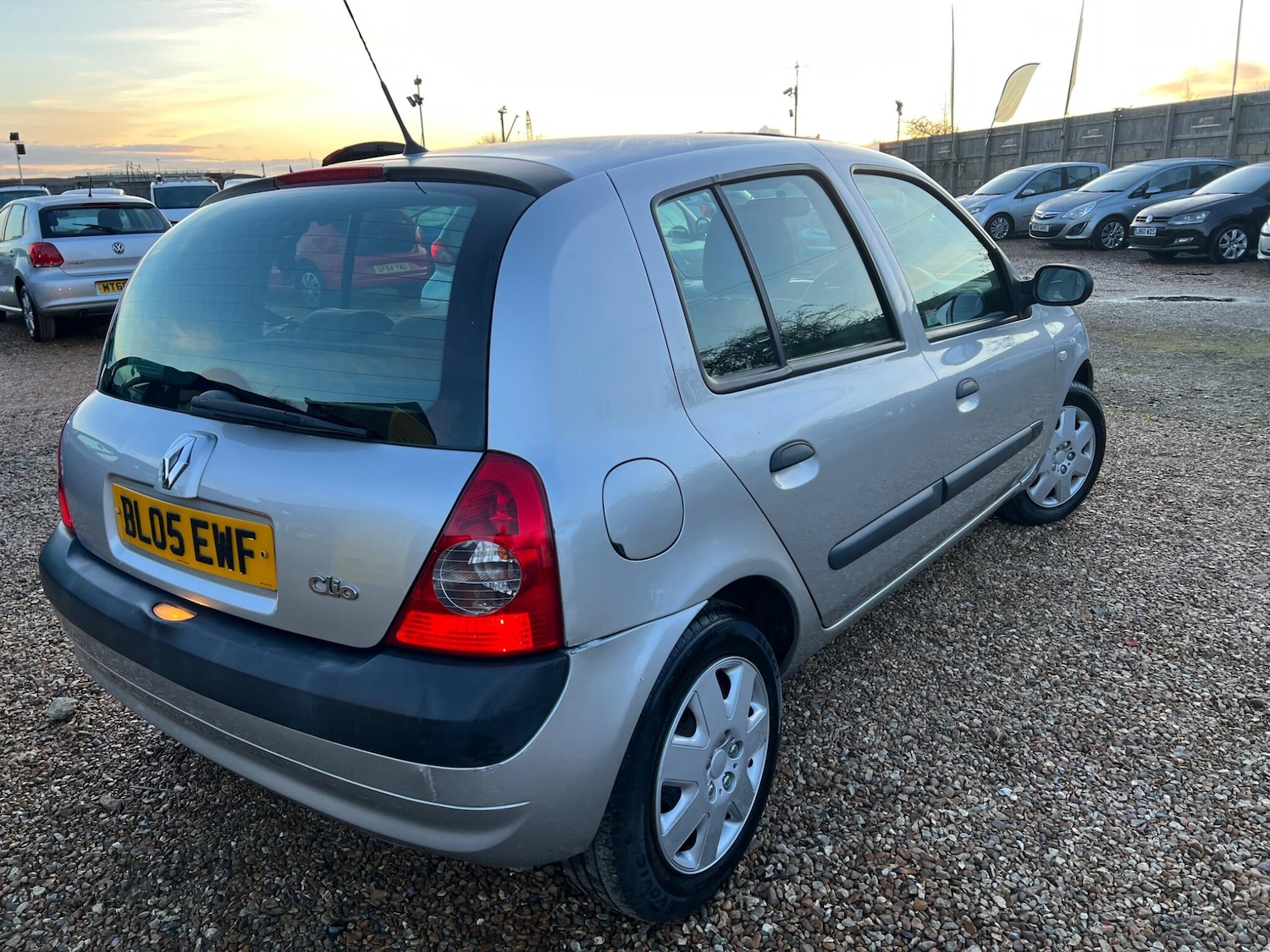 Used Renault Clio 2005 for sale - 77358427: Photo 15