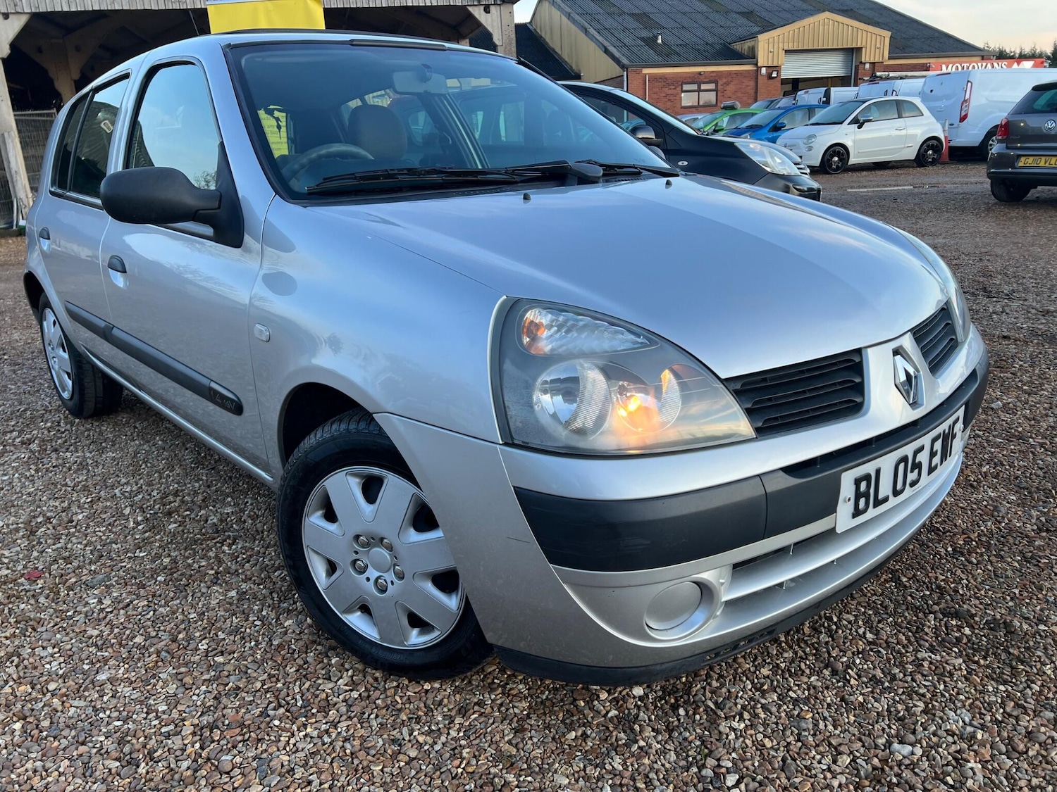 Used Renault Clio 2005 for sale - 77358427: Photo 5
