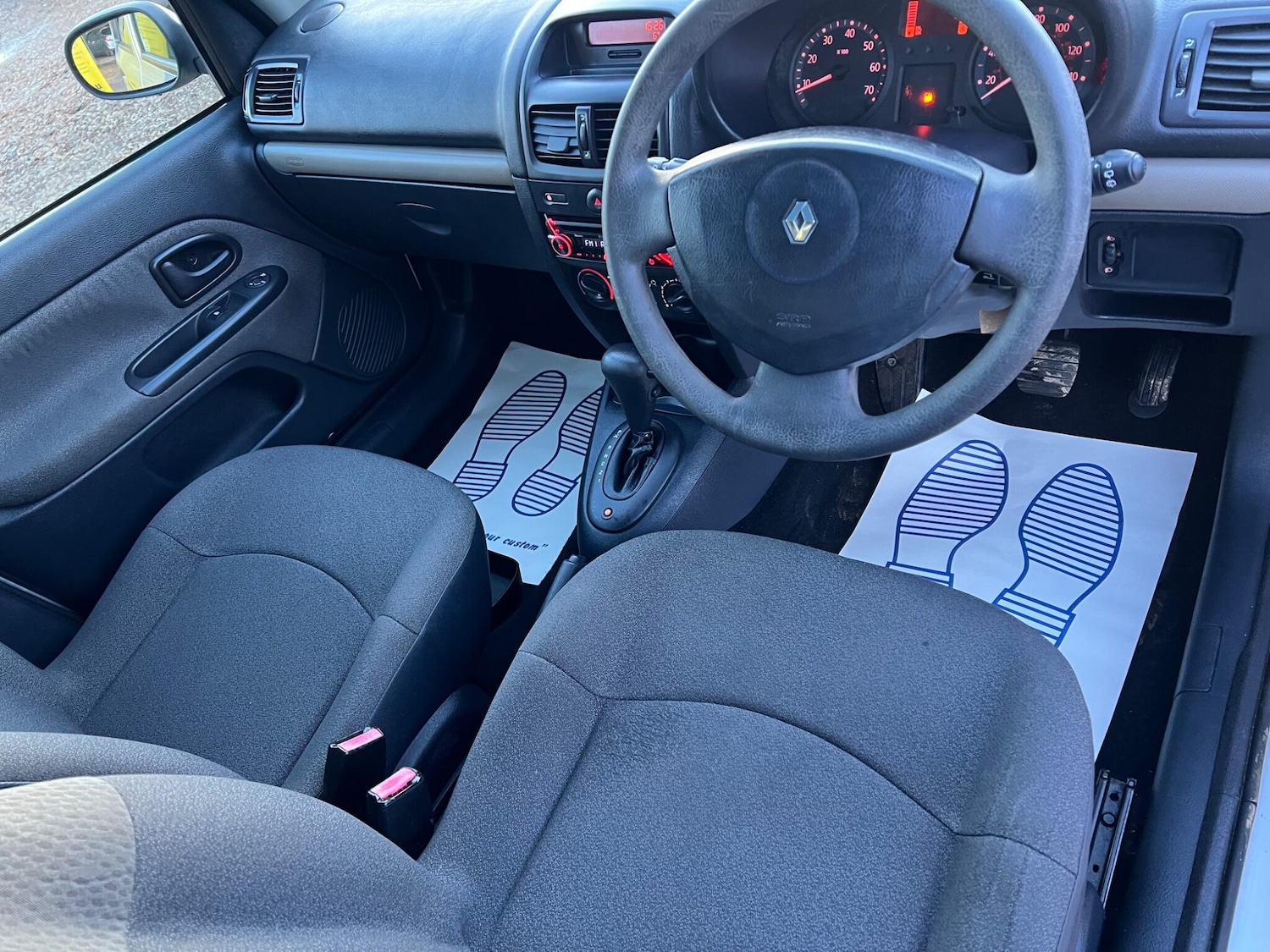 Used Renault Clio 2005 for sale - 77358427: Photo 7