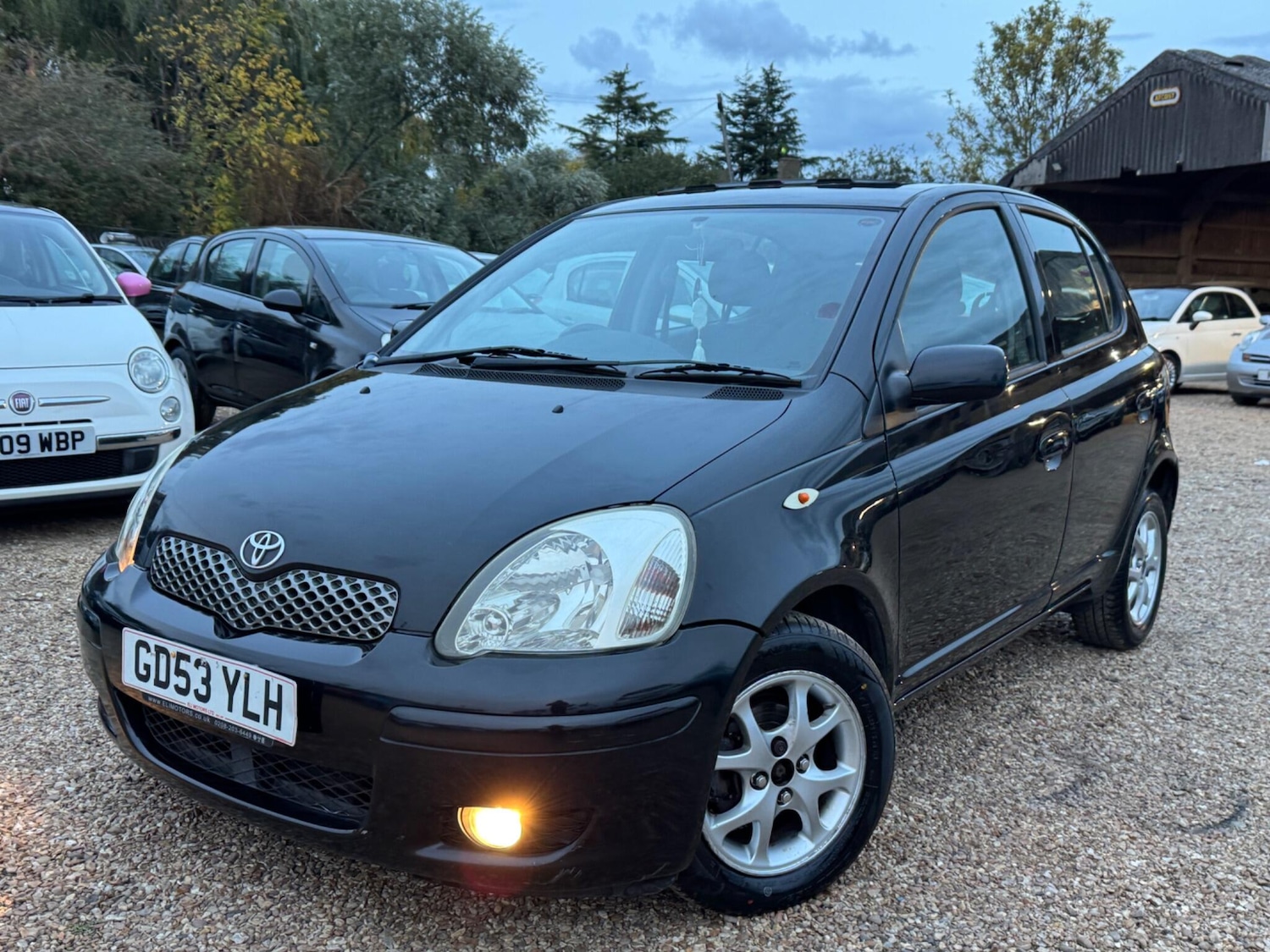 Used Toyota Yaris 2004 for sale - 76389076: Photo 11