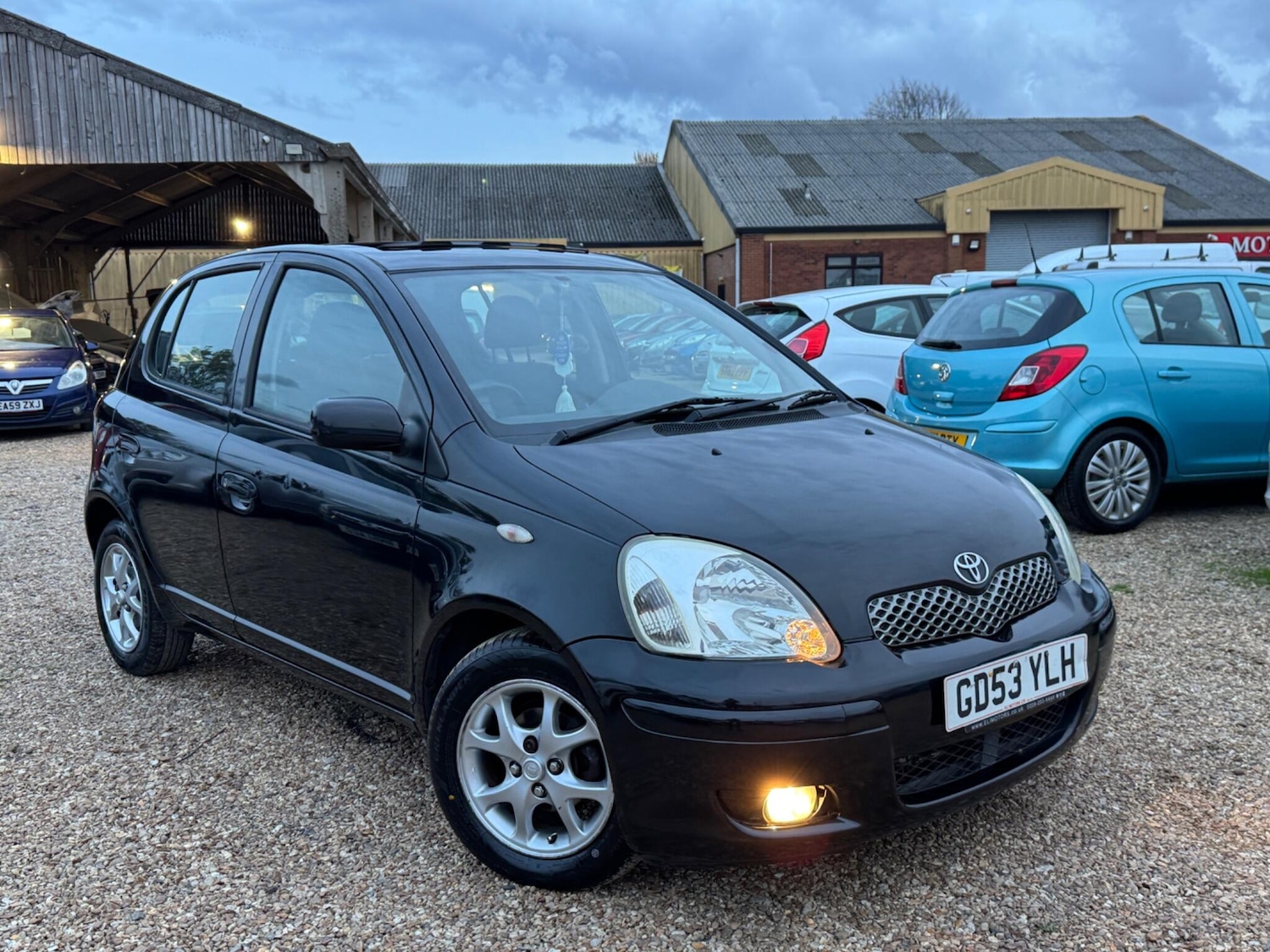 Used Toyota Yaris 2004 for sale - 76389076: Photo 15