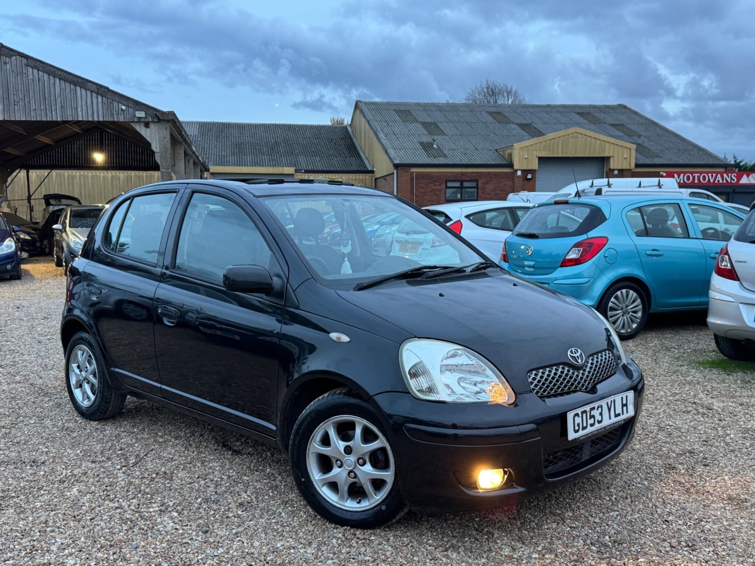Used Toyota Yaris 2004 for sale - 76389076: Photo 5