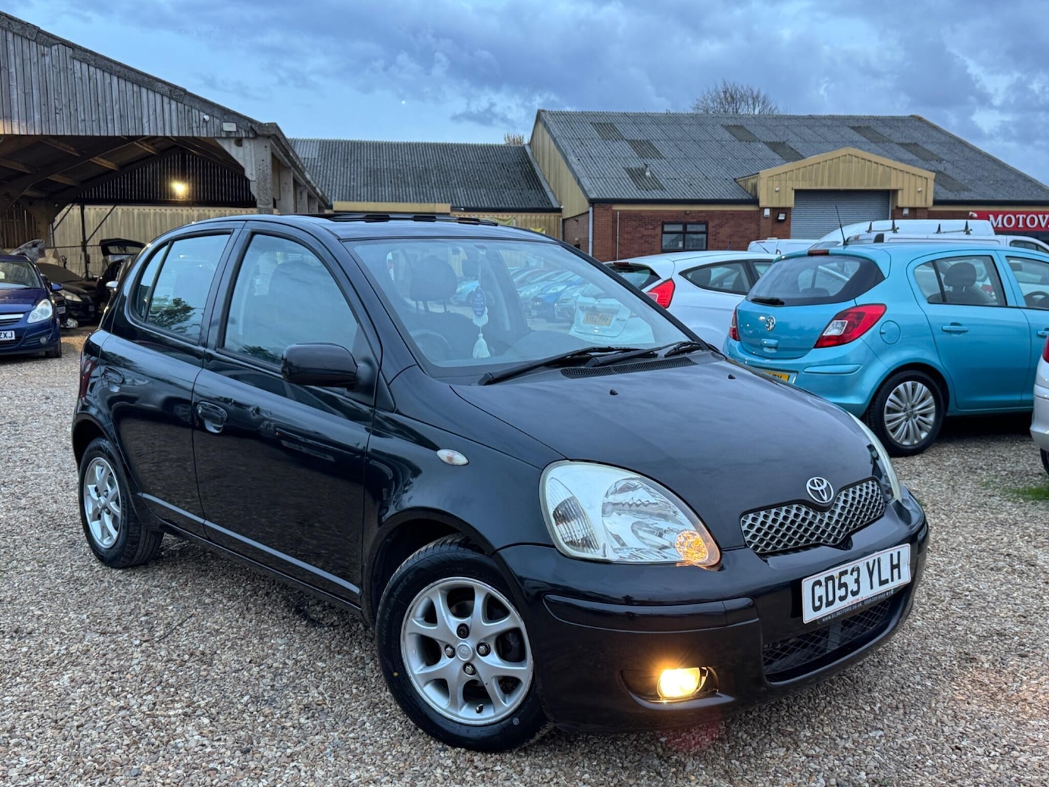 Used Toyota Yaris 2004 for sale - 76389076: Photo 6