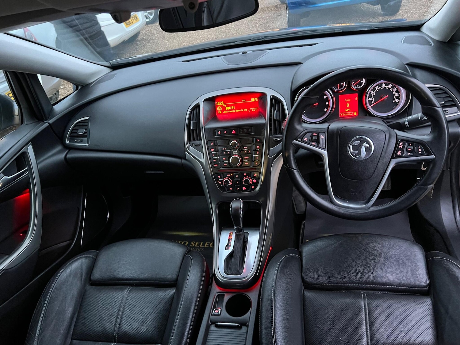 Used Vauxhall Astra 2011 for sale - 76522318: Photo 18