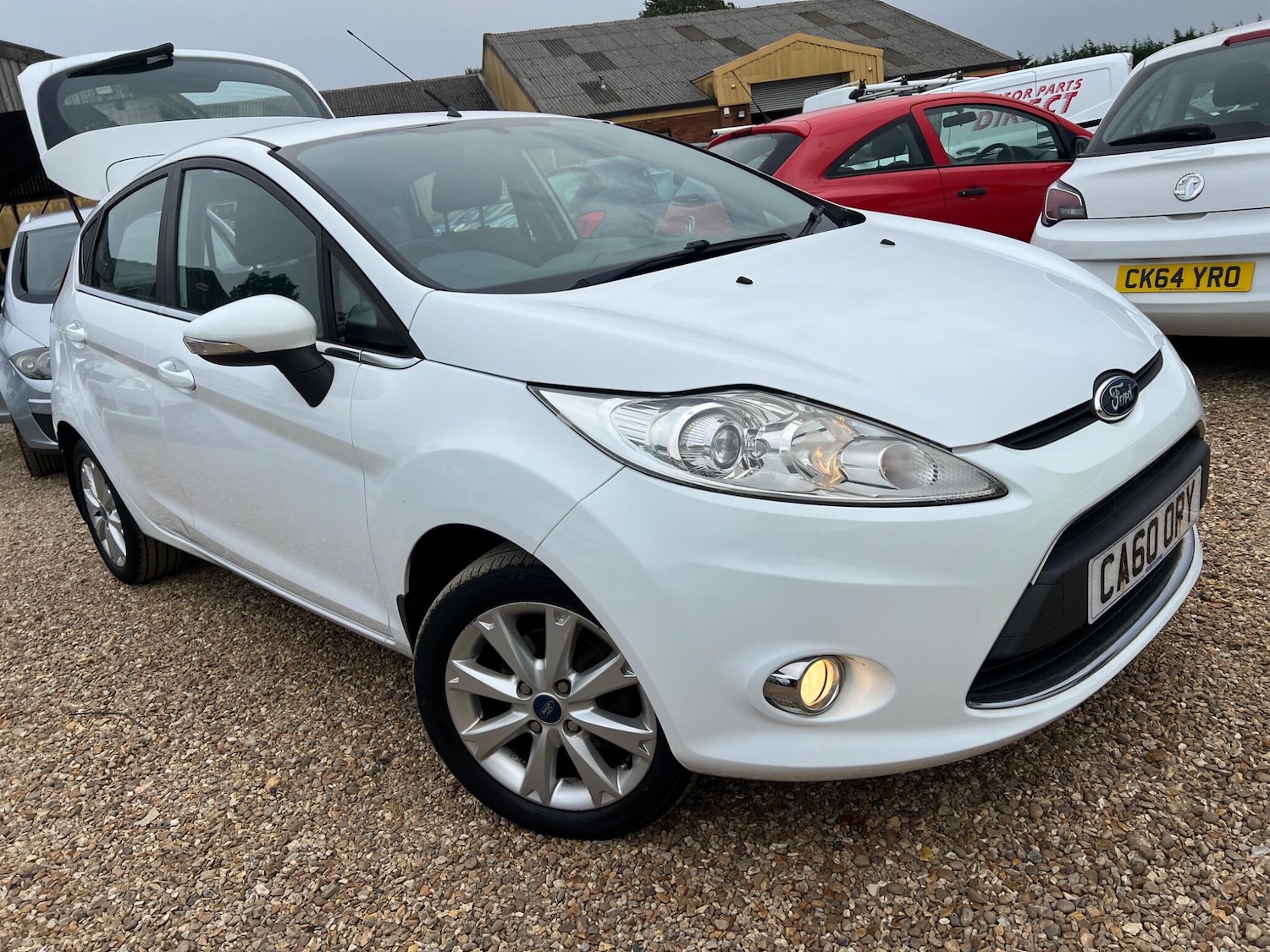 Used Ford Fiesta 2011 for sale - 76988864: Photo 4