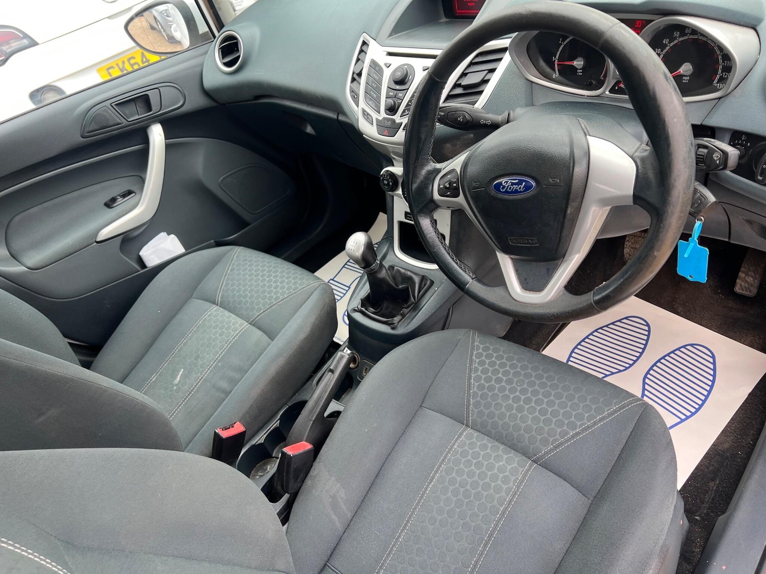 Used Ford Fiesta 2011 for sale - 76988864: Photo 8