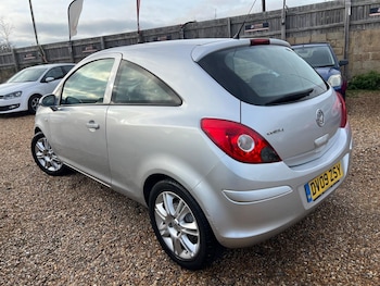 Used Vauxhall Corsa 2009 for sale - 76562207: Photo