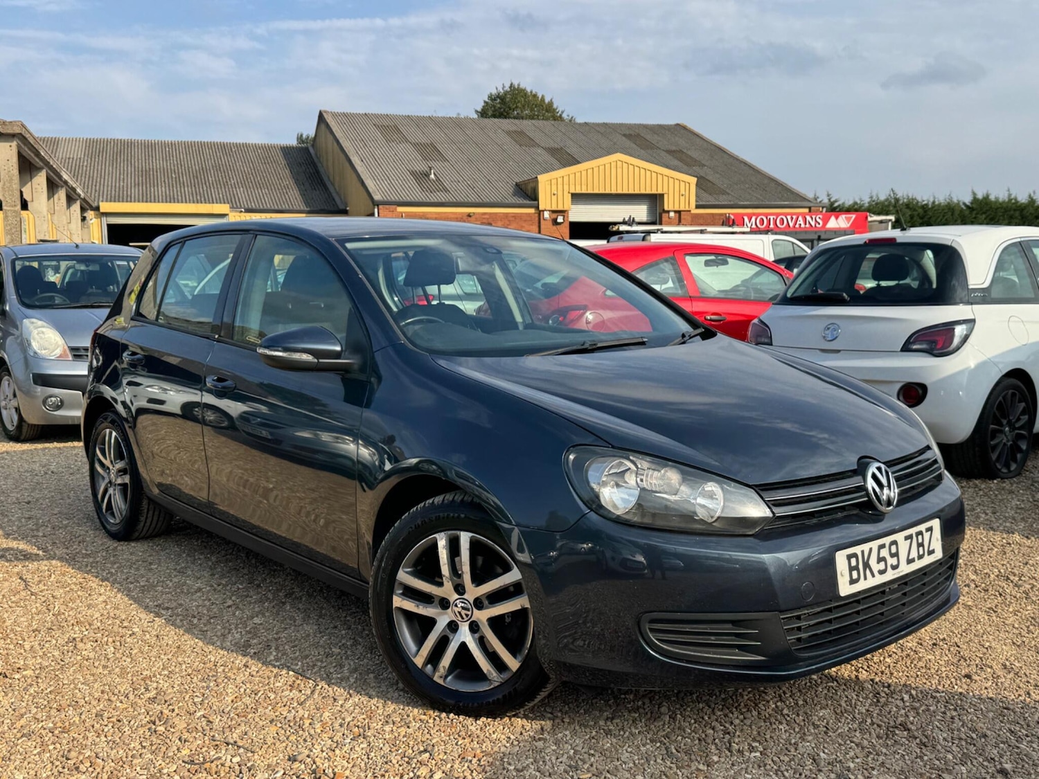 Used Volkswagen Golf Plus 2009 for sale - 76597449: Photo 1