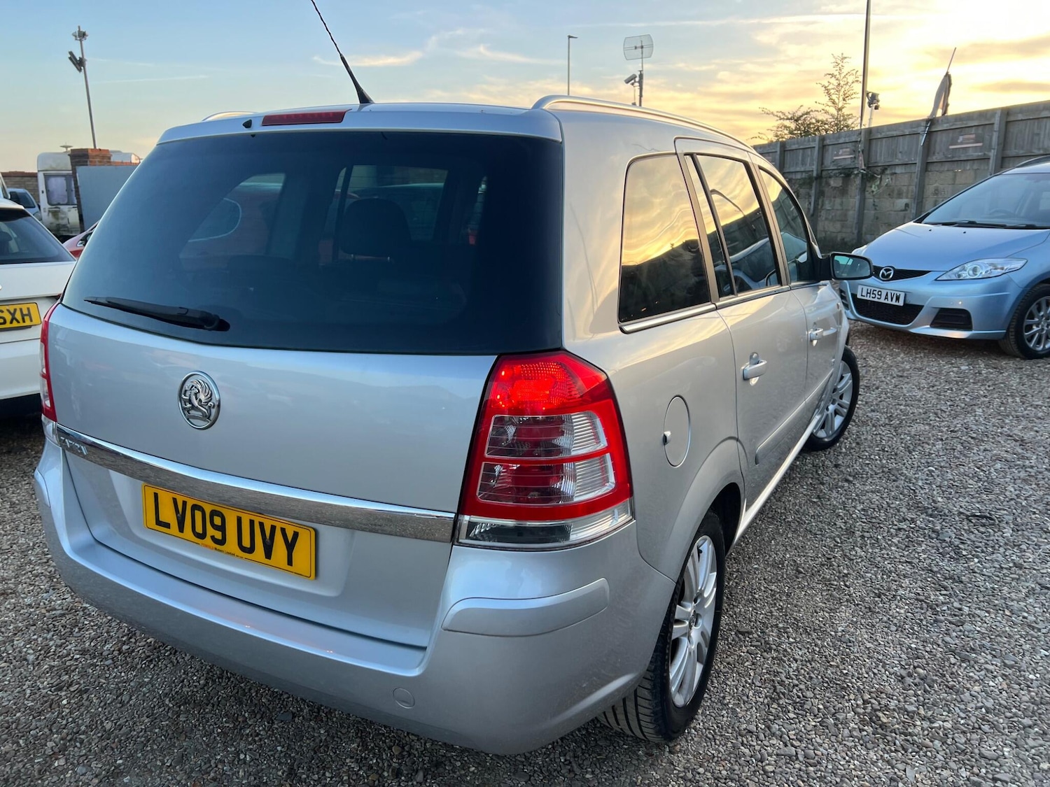 Used Vauxhall Zafira 2009 for sale - 78185678: Photo 10