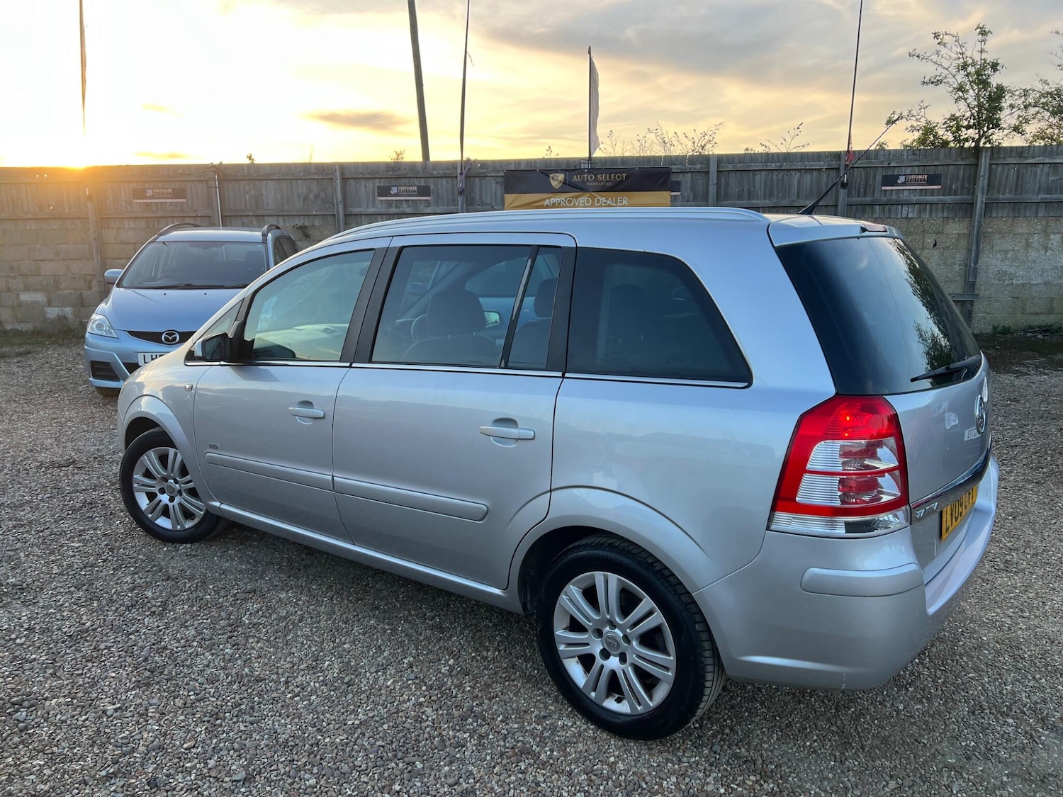 Used Vauxhall Zafira 2009 for sale - 78185678: Photo 11