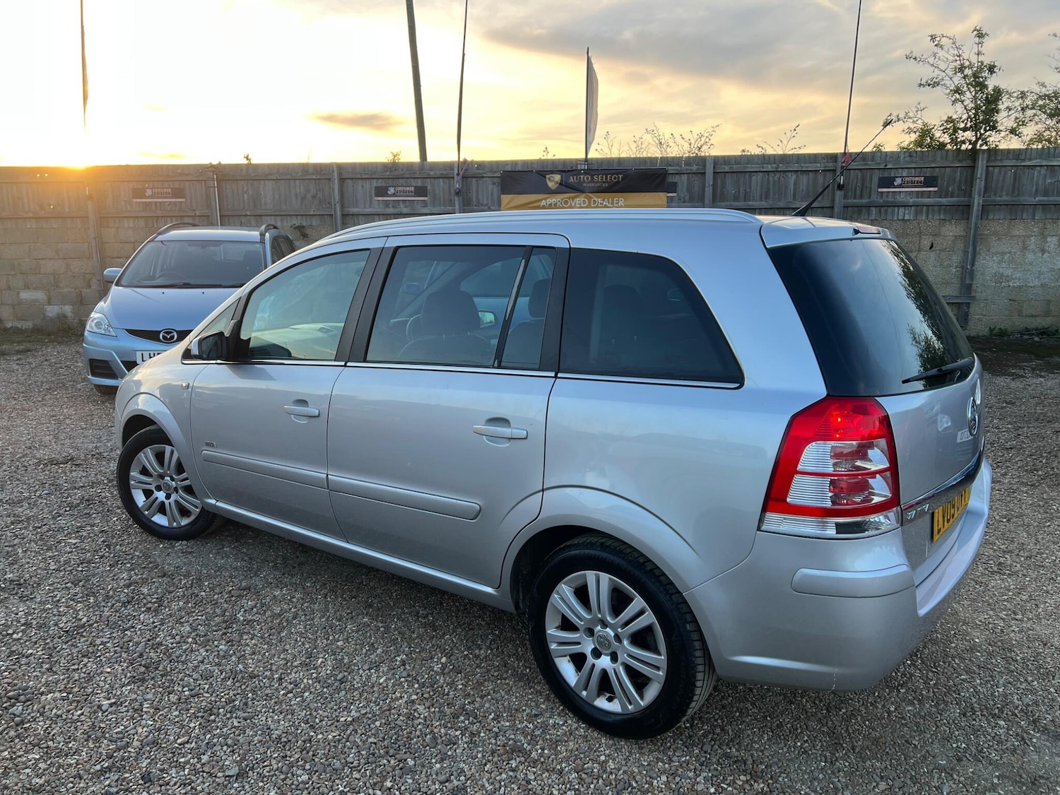 Used Vauxhall Zafira 2009 for sale - 78185678: Photo 12