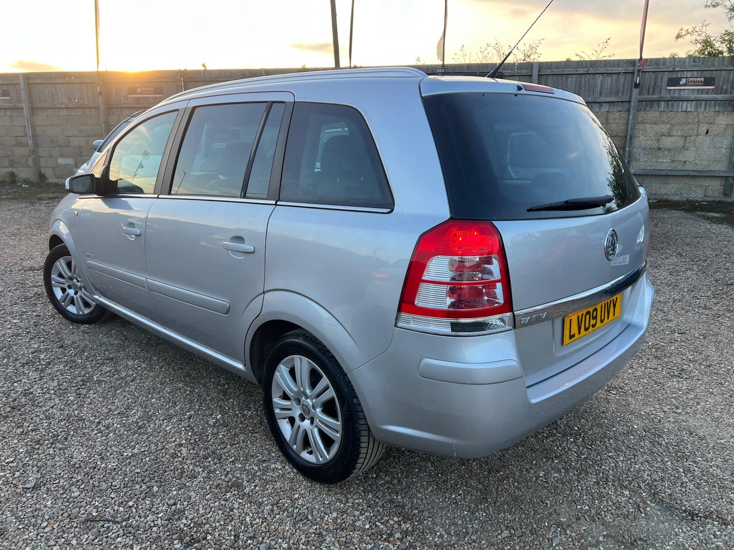 Used Vauxhall Zafira 2009 for sale - 78185678: Photo 14
