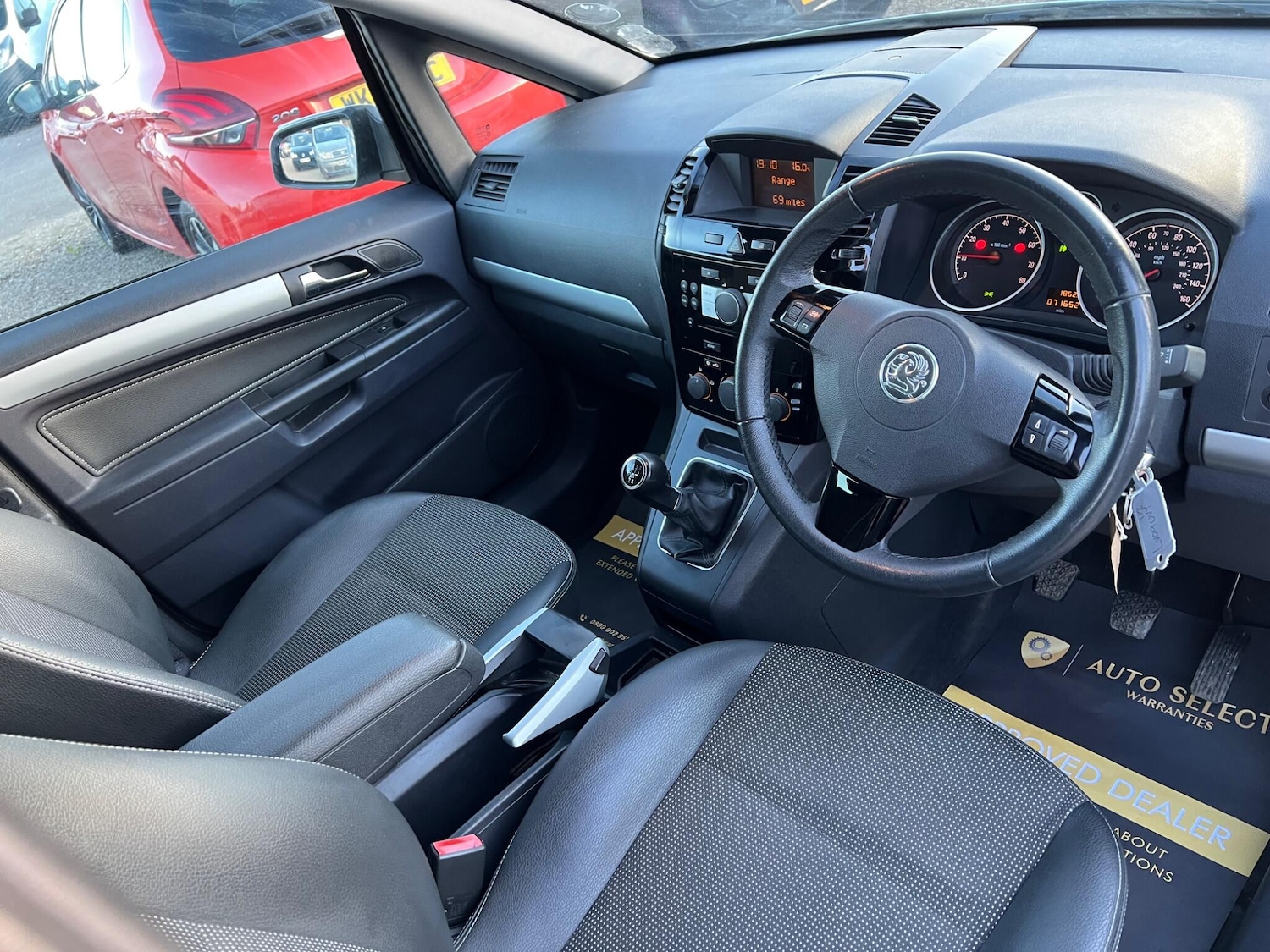 Used Vauxhall Zafira 2009 for sale - 78185678: Photo 24