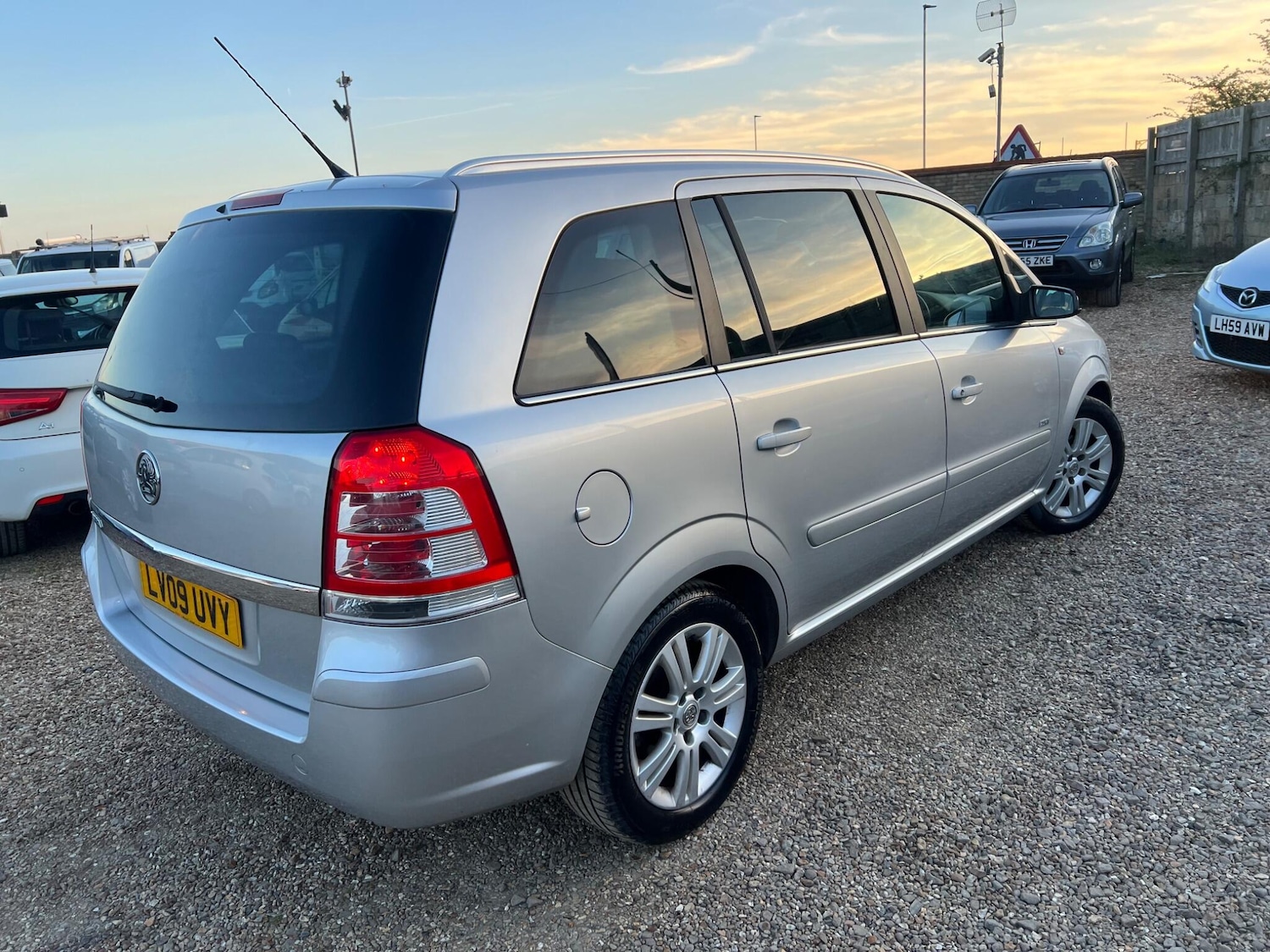 Used Vauxhall Zafira 2009 for sale - 78185678: Photo 5