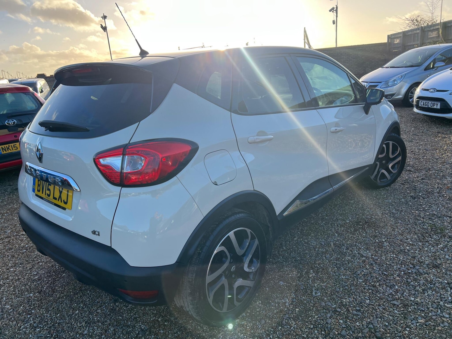 Used Renault Captur 2015 for sale - 76899620: Photo 10