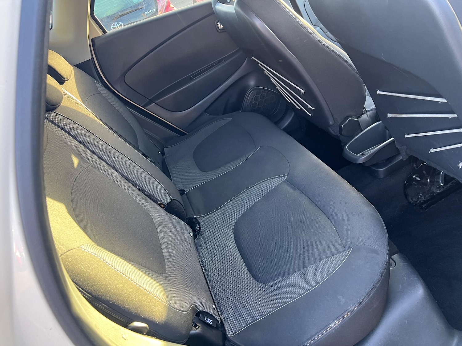 Used Renault Captur 2015 for sale - 76899620: Photo 23