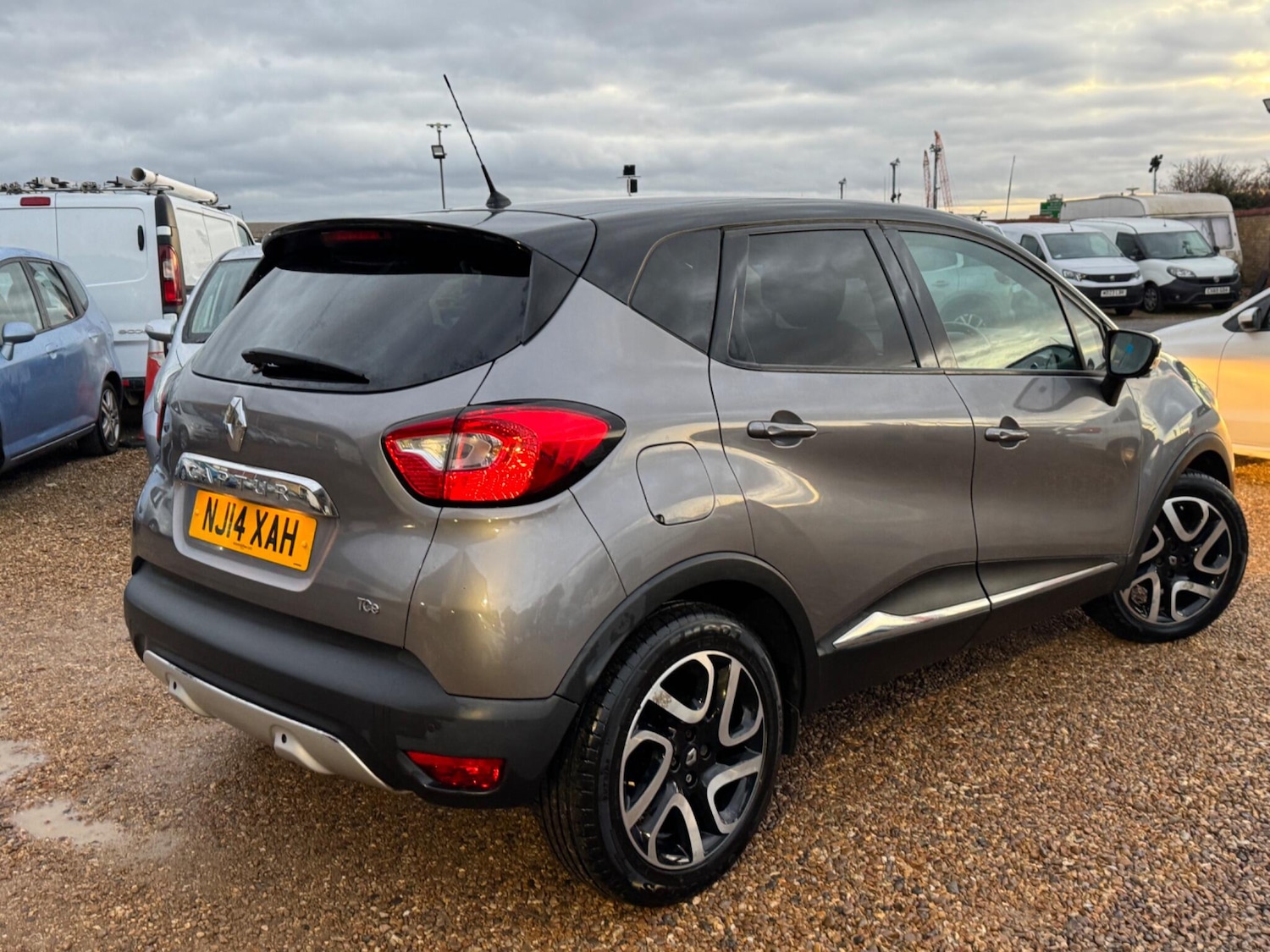 Used Renault Captur 2014 for sale - 76634161: Photo 4