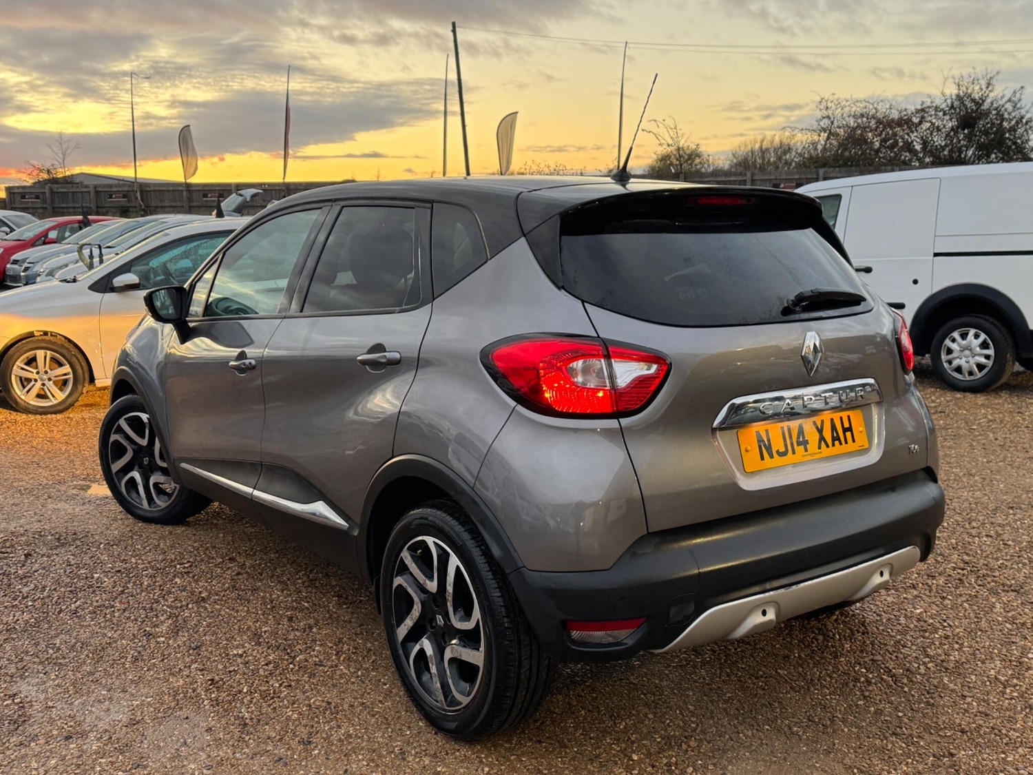 Used Renault Captur 2014 for sale - 76634161: Photo 6