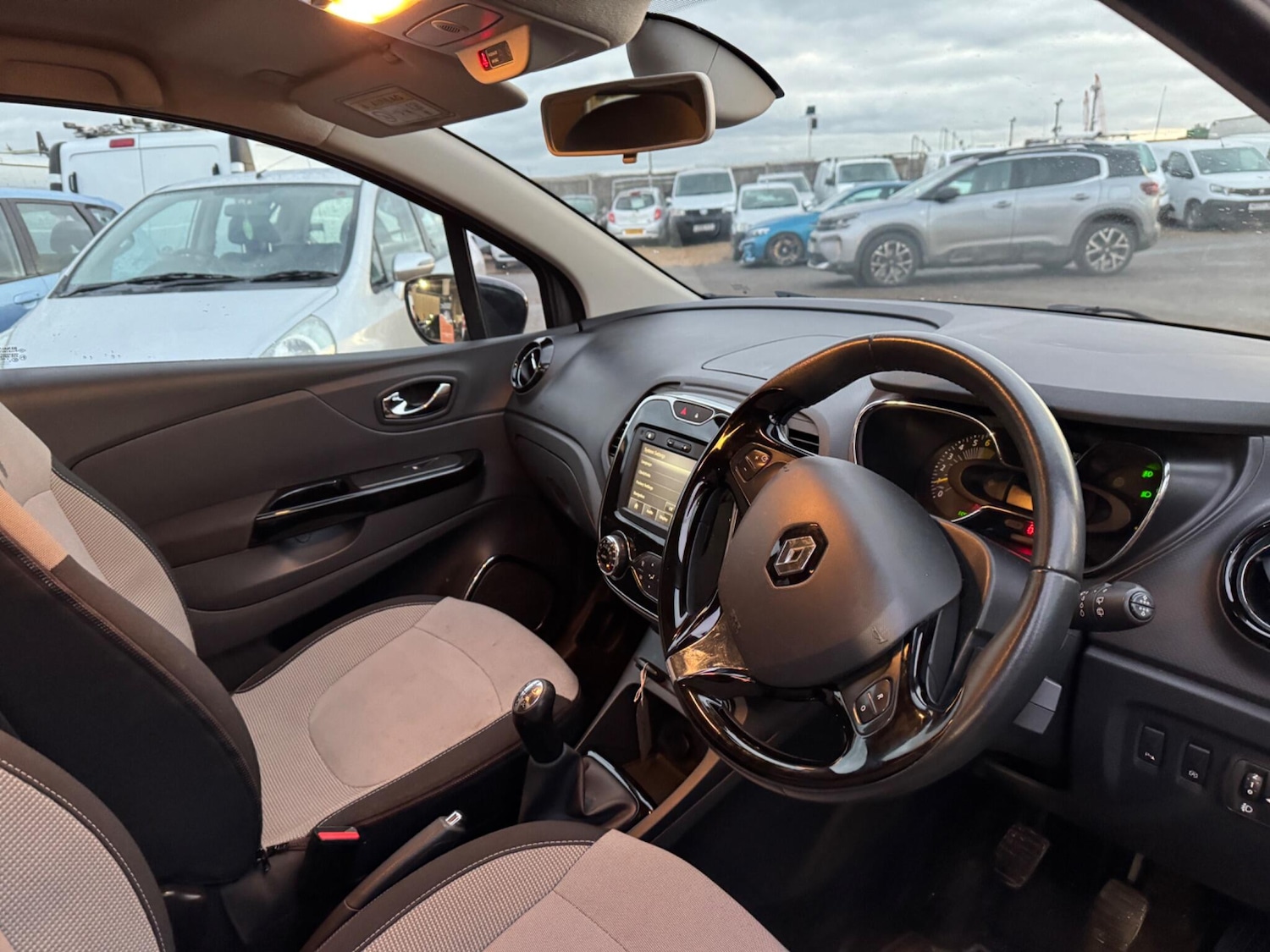 Used Renault Captur 2014 for sale - 76634161: Photo 7