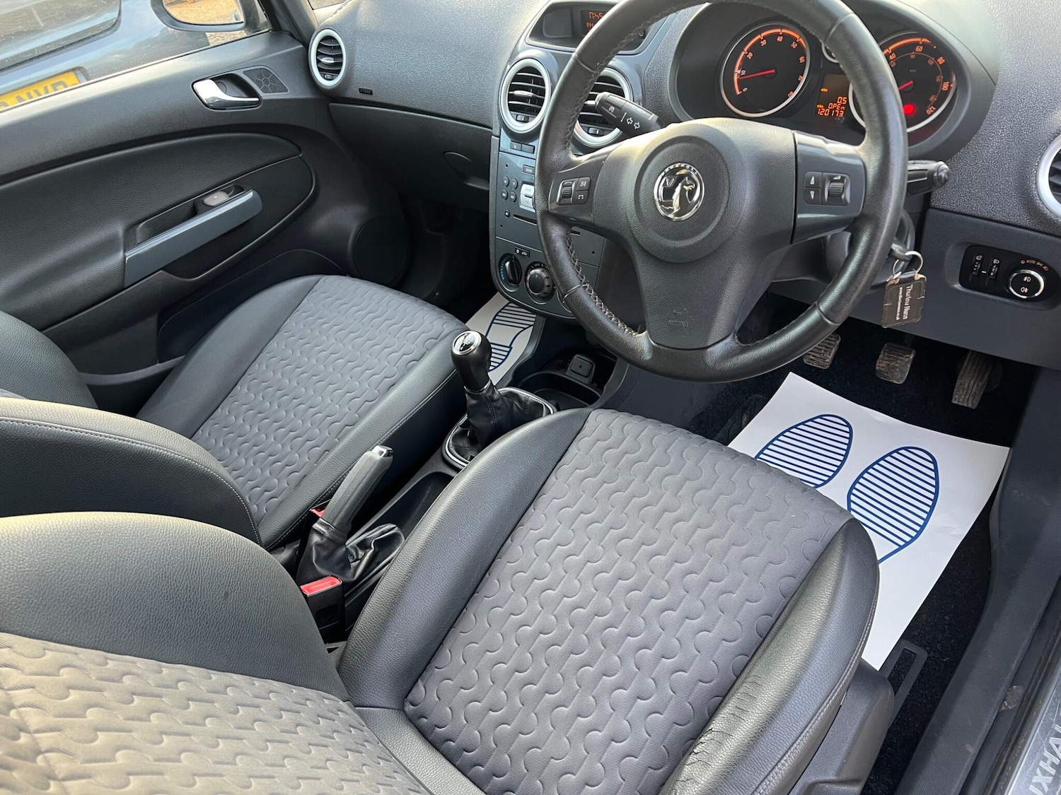 Used Vauxhall Corsa 2012 for sale - 76952524: Photo 20