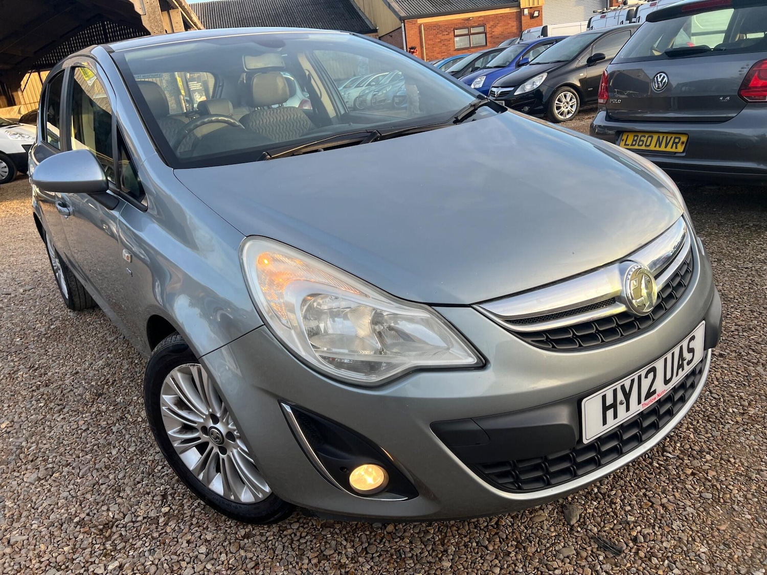 Used Vauxhall Corsa 2012 for sale - 76952524: Photo 3