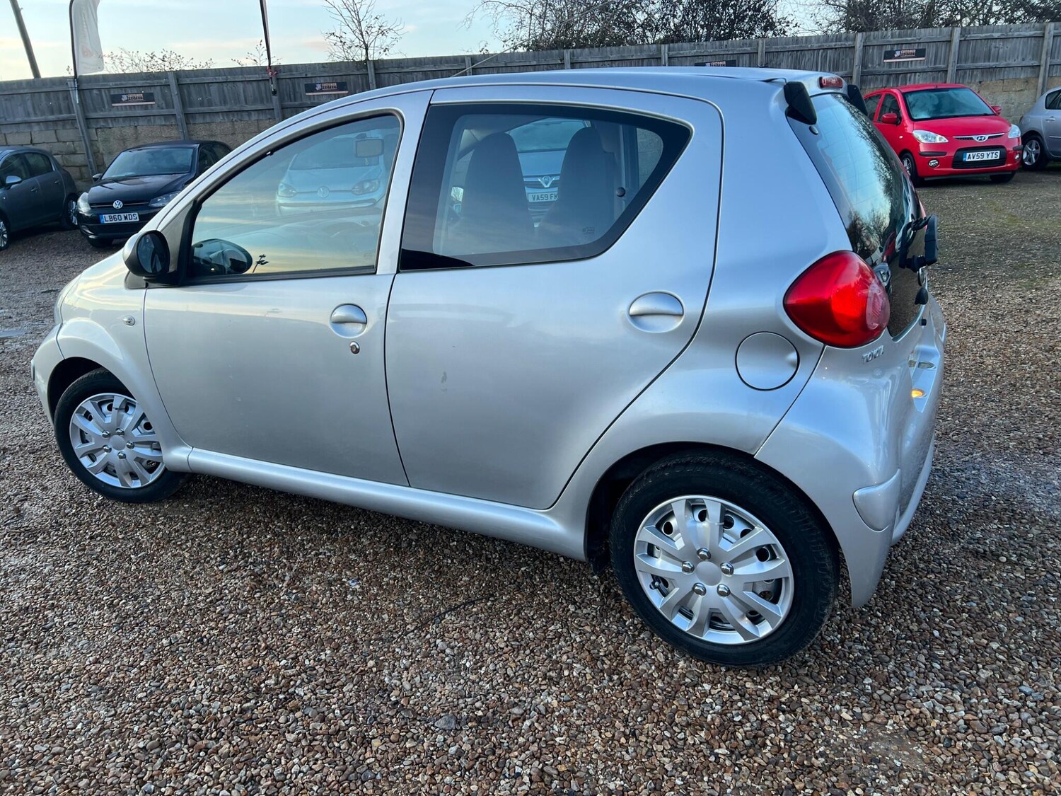 Used Toyota AYGO 2007 for sale - 77358942: Photo 12