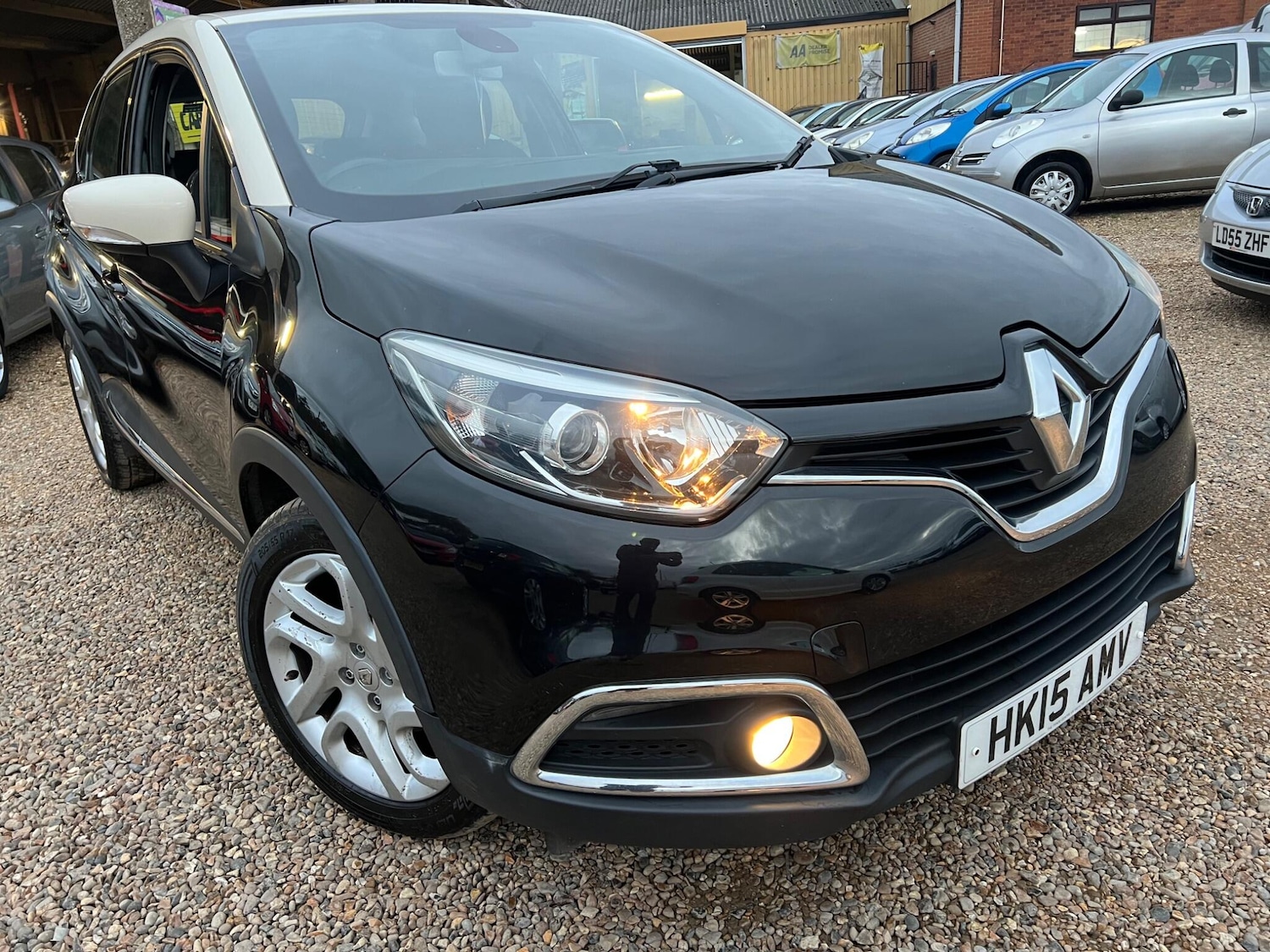 Used Renault Captur 2015 for sale - 76527907: Photo 19
