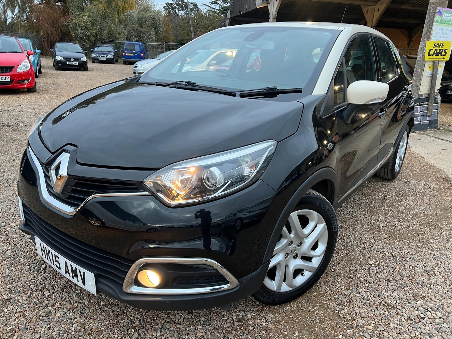 Used Renault Captur 2015 for sale - 76527907: Photo 4