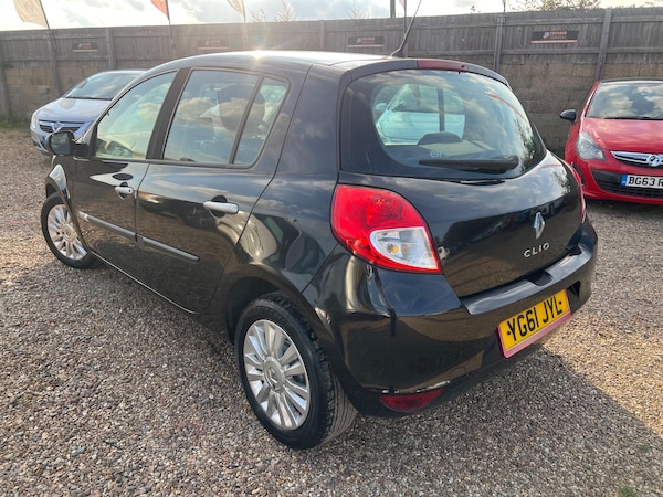 Used Renault Clio 2011 for sale - 75431657: Photo 13