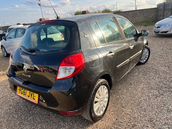 Used Renault Clio 2011 for sale - 75431657: Photo