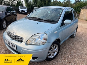 Used Toyota Yaris 2004 for sale - 79331485: Photo