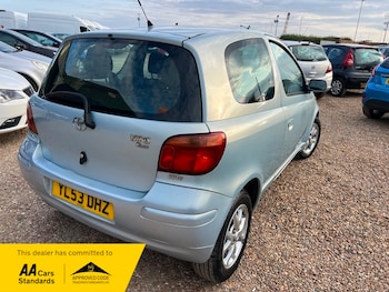 Used Toyota Yaris 2004 for sale - 79331485: Photo