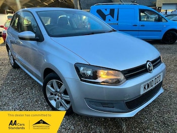 Used Volkswagen Polo 2010 for sale - 79331429: Photo