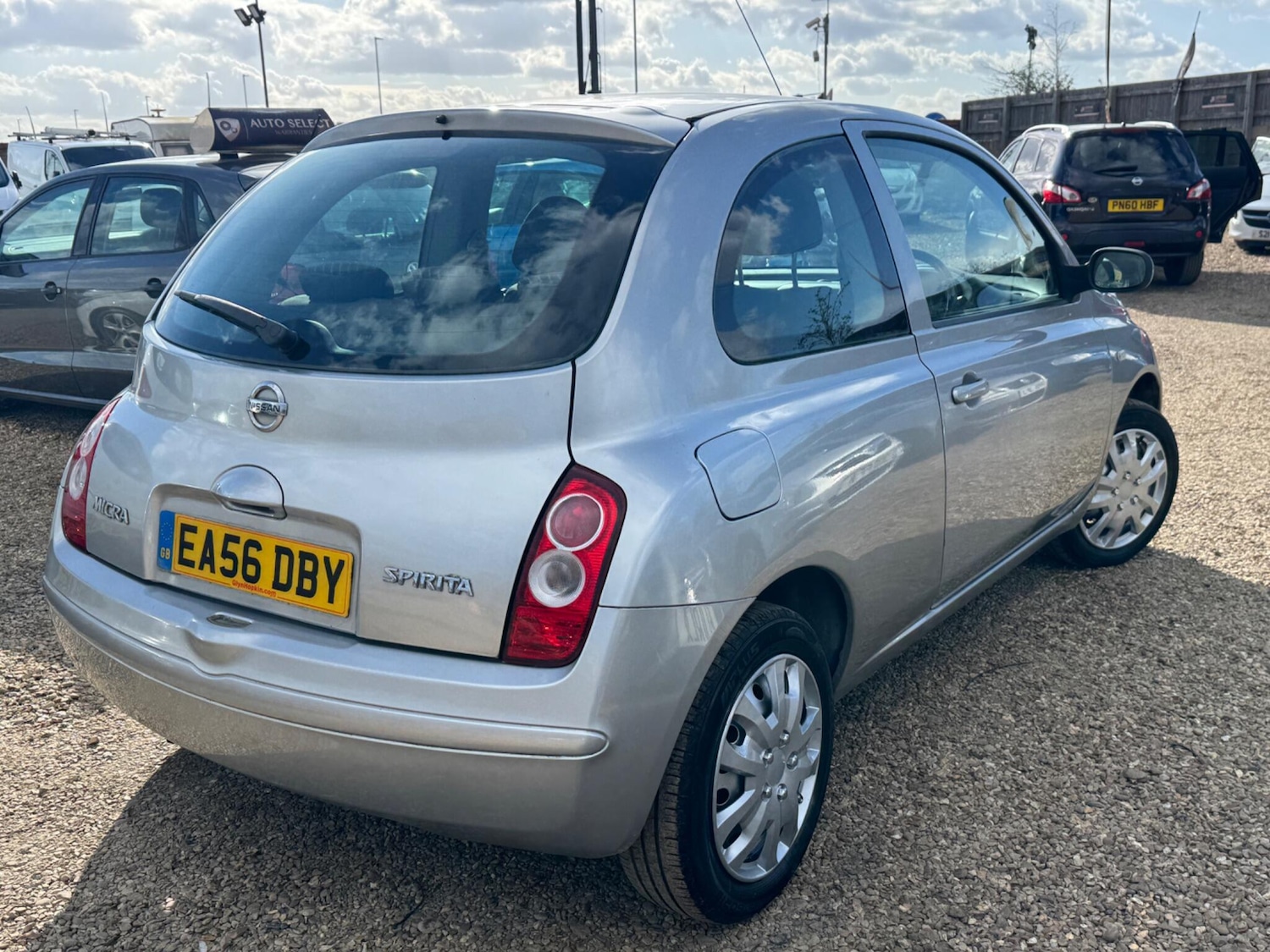 Used Nissan Micra 2006 for sale - 77892965: Photo 8