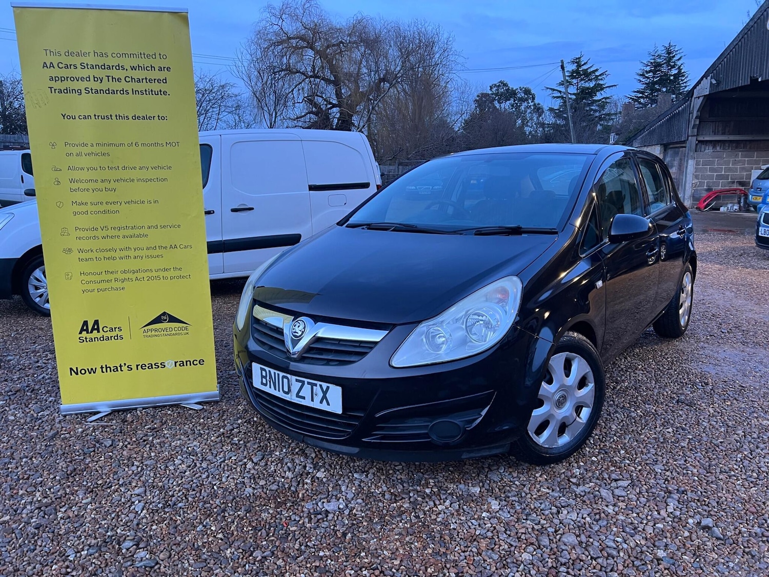 Used Vauxhall Corsa 2010 for sale - 77386999: Photo 1