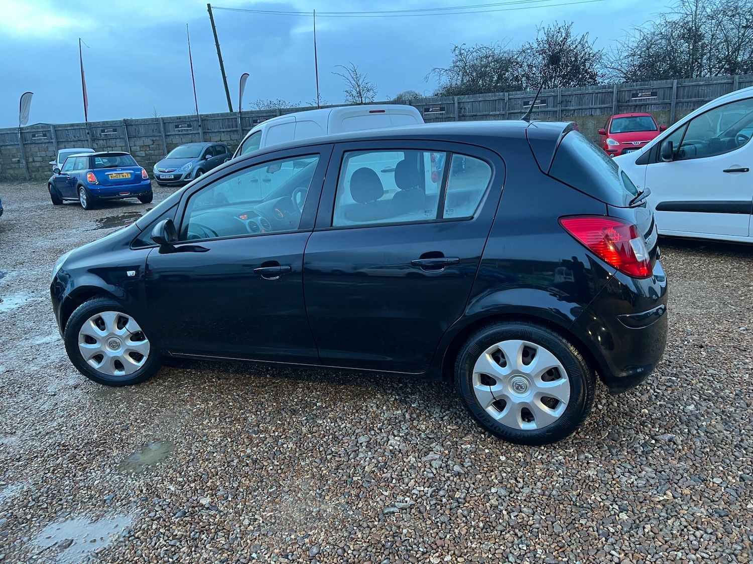 Used Vauxhall Corsa 2010 for sale - 77386999: Photo 12
