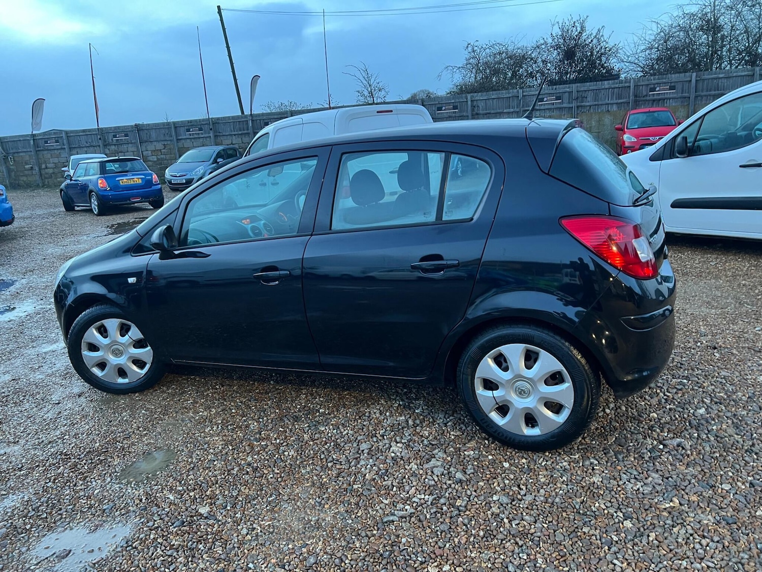 Used Vauxhall Corsa 2010 for sale - 77386999: Photo 13