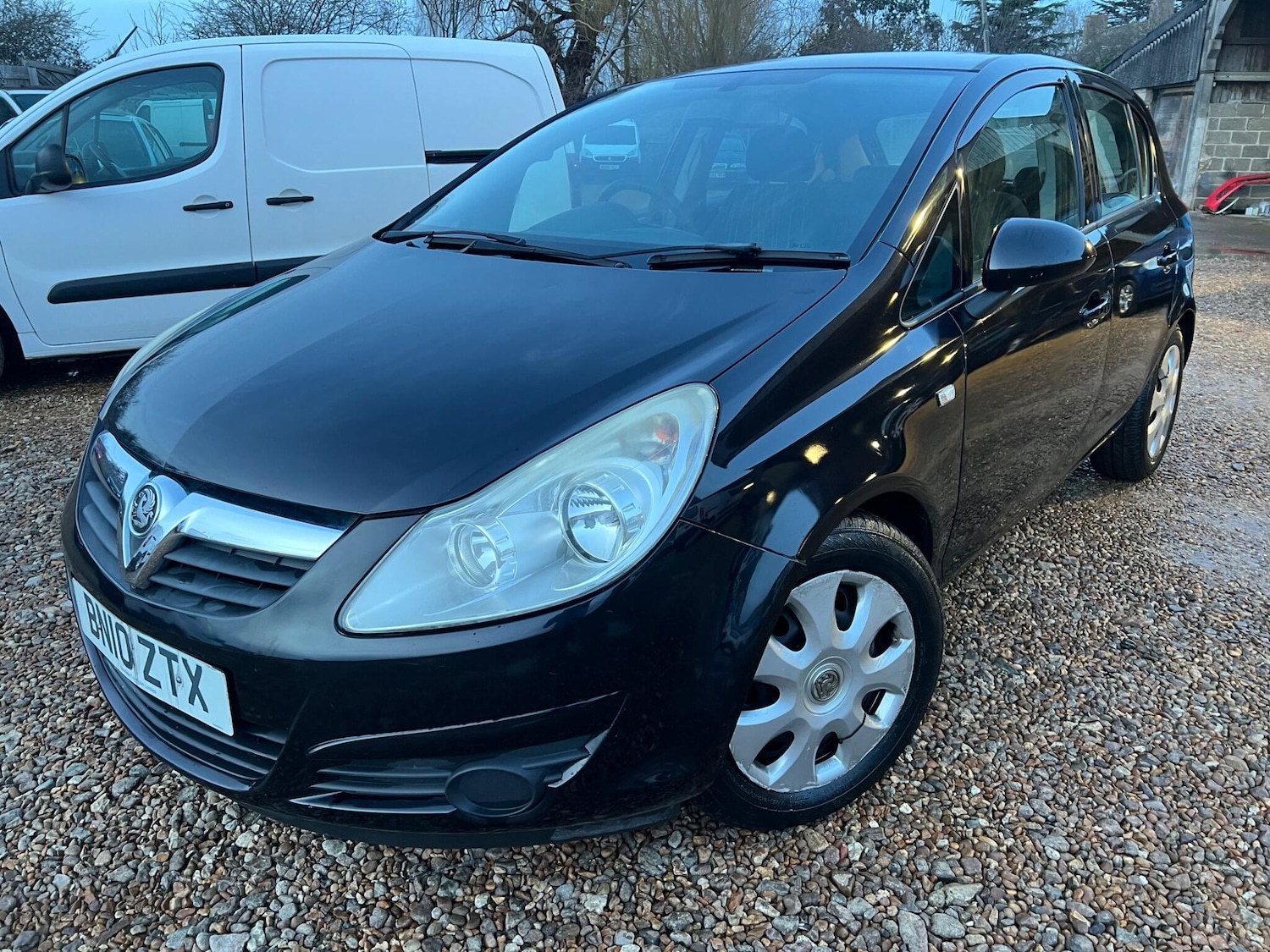 Used Vauxhall Corsa 2010 for sale - 77386999: Photo 6