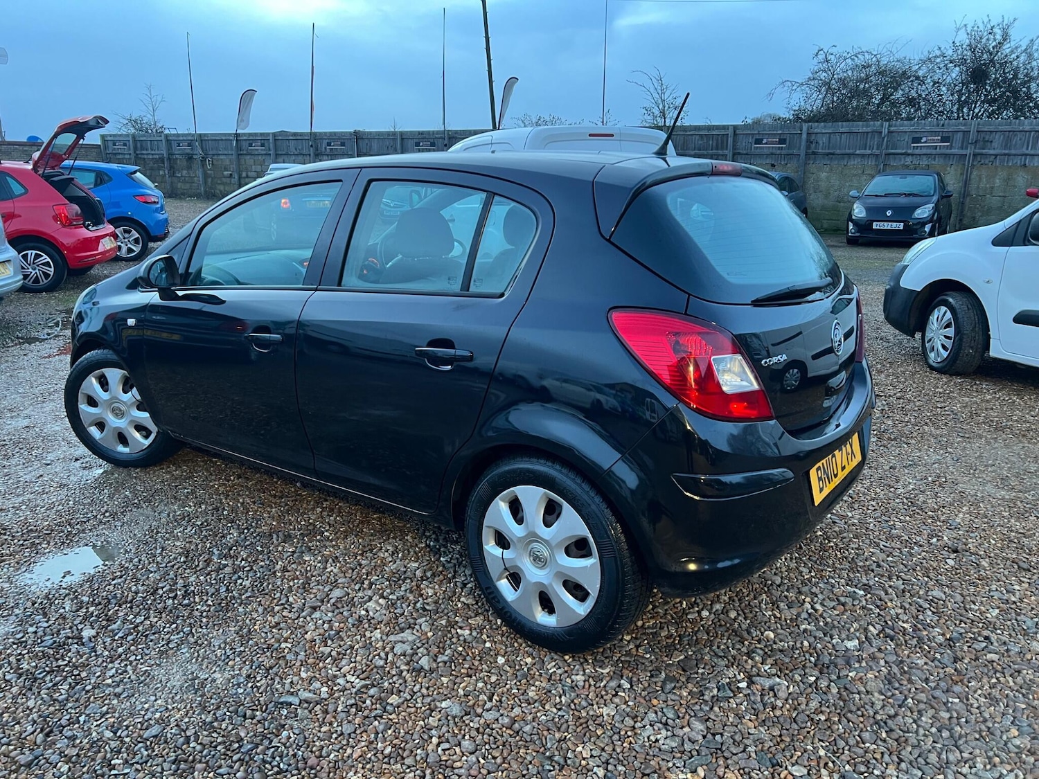 Used Vauxhall Corsa 2010 for sale - 77386999: Photo 7