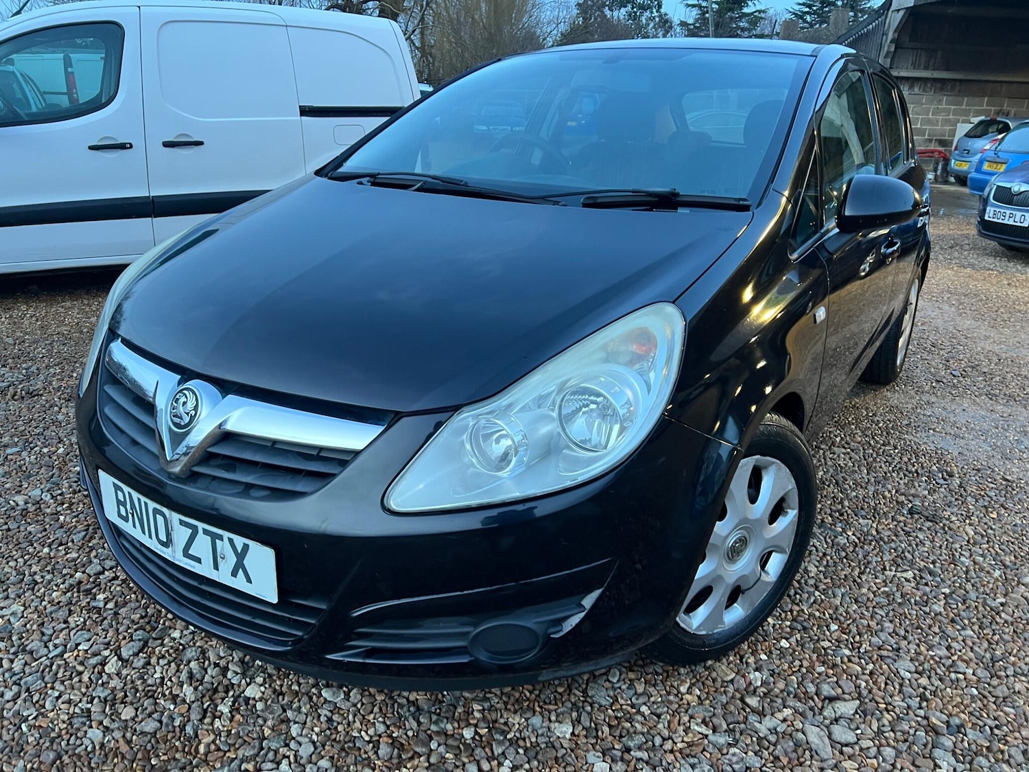 Used Vauxhall Corsa 2010 for sale - 77386999: Photo 9