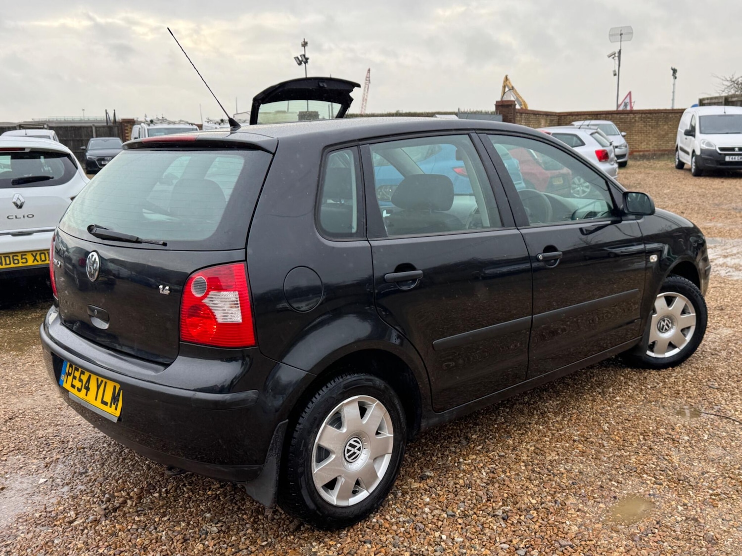 Used Volkswagen Polo 2004 for sale - 77478767: Photo 11