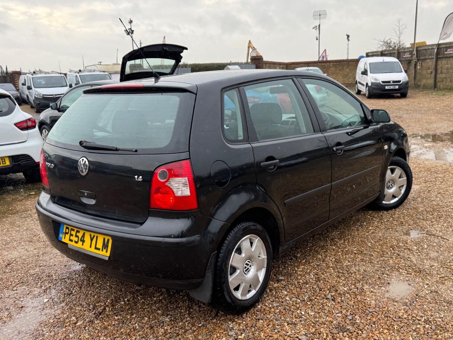 Used Volkswagen Polo 2004 for sale - 77478767: Photo 16