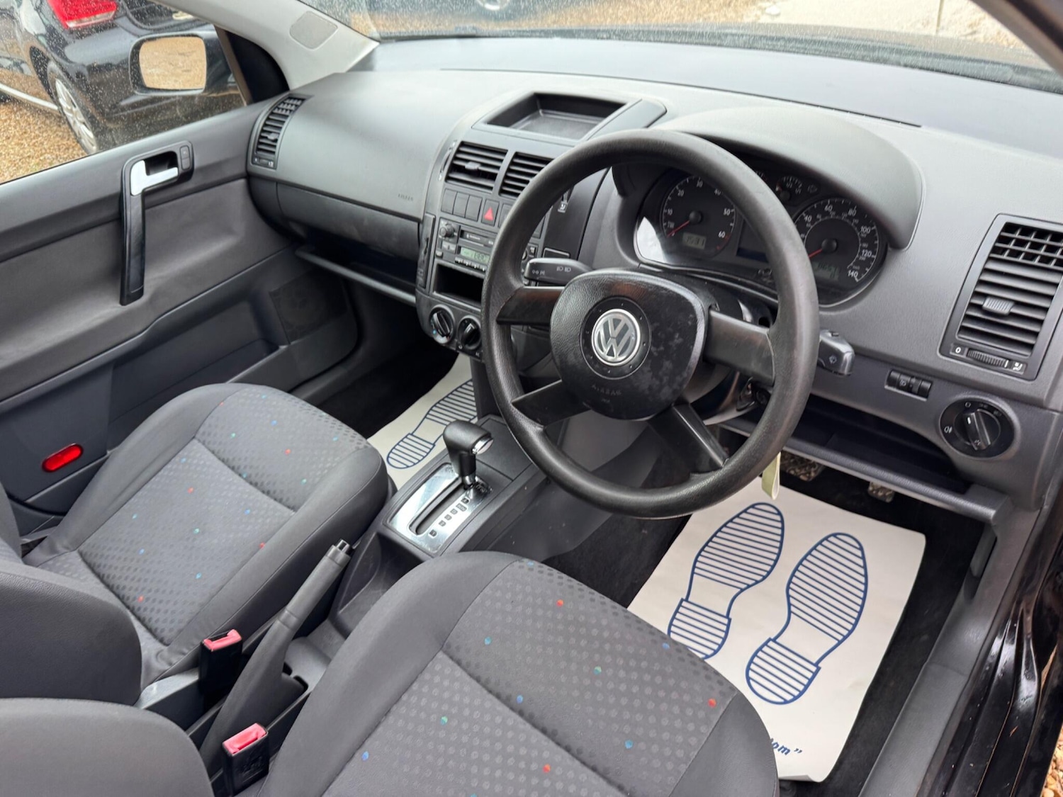 Used Volkswagen Polo 2004 for sale - 77478767: Photo 8