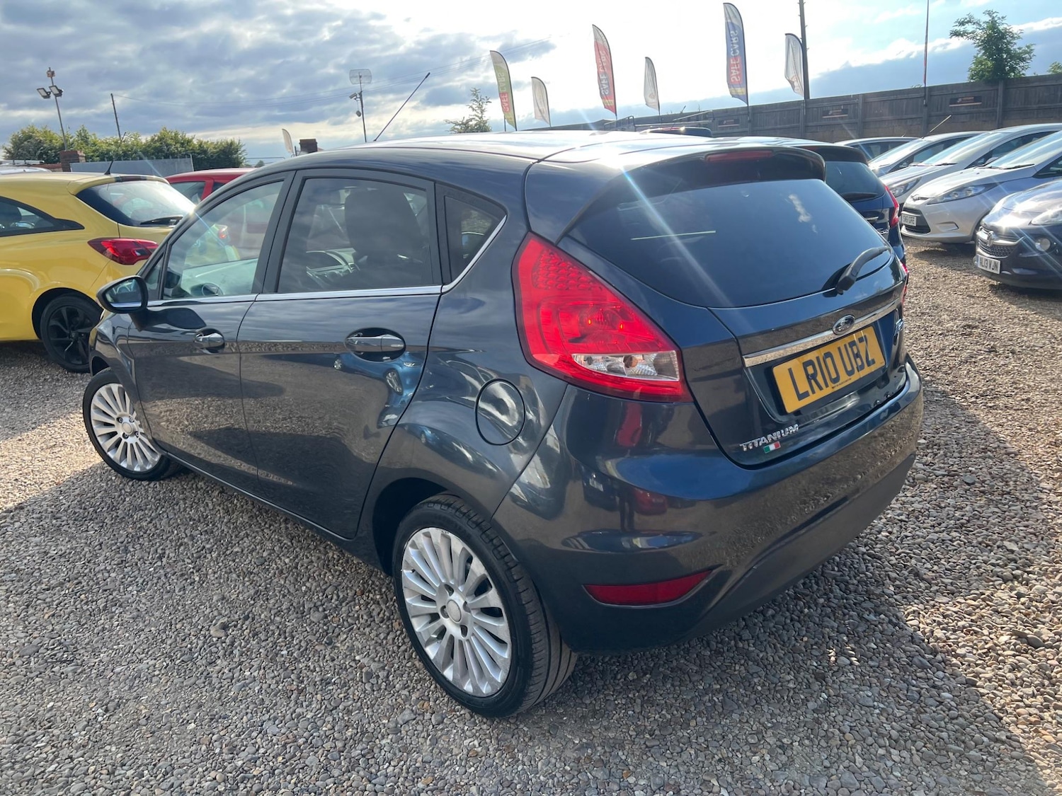 Used Ford Fiesta 2010 for sale - 76425025: Photo 21