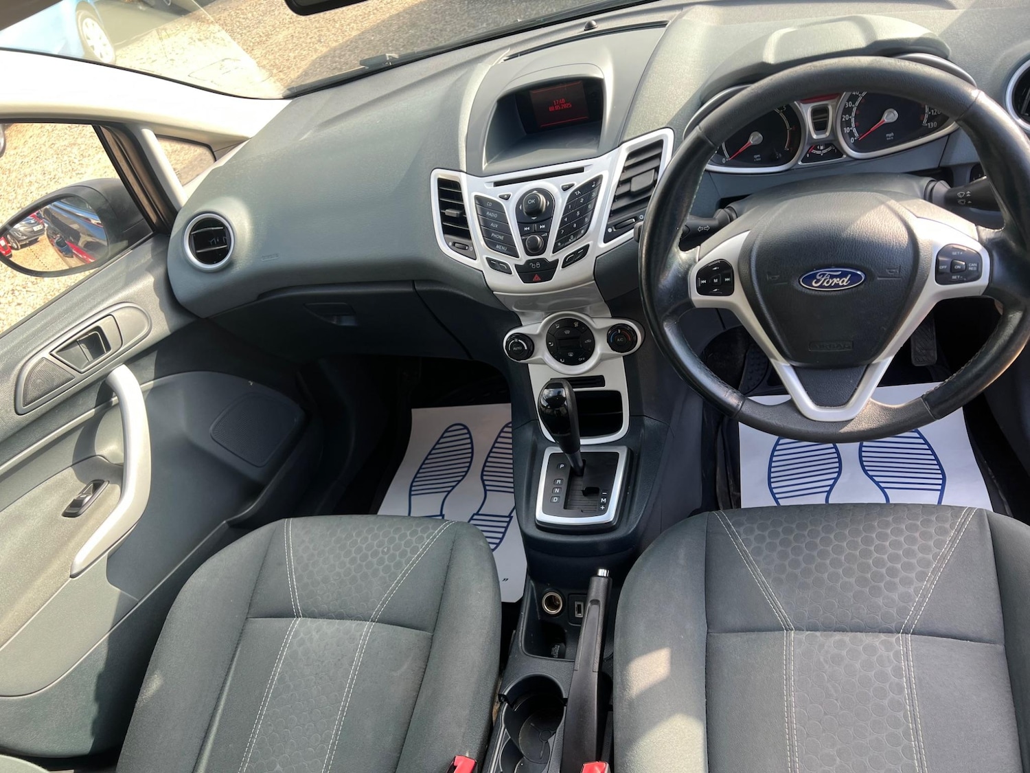 Used Ford Fiesta 2010 for sale - 76425025: Photo 29