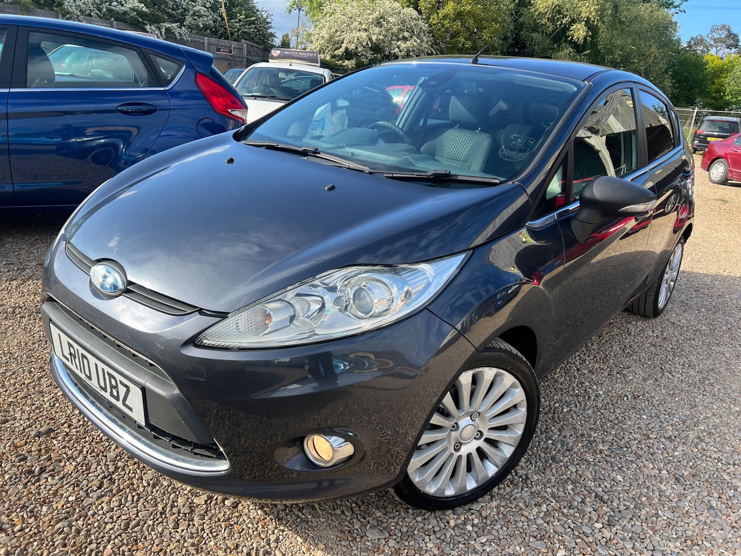 Used Ford Fiesta 2010 for sale - 76425025: Photo 7